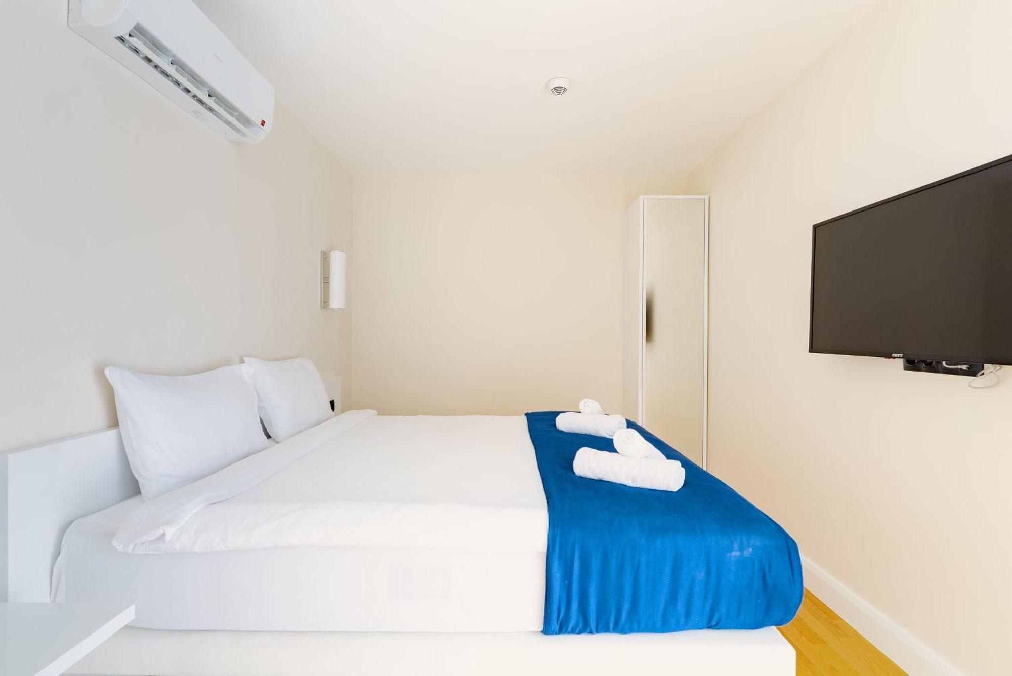 Luxury Beach Front Hotel Батуми Экстерьер фото